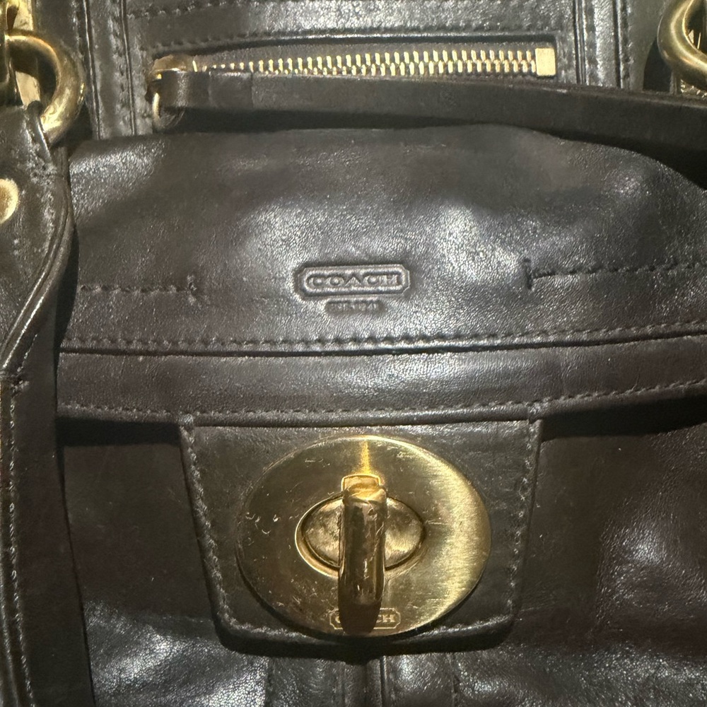 Coach Black Leather Shoulder Bag - Picture 2 of 13